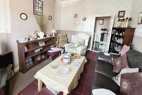 166 Park Street, Grimsby, DN32 7NS