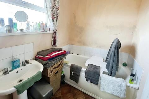 166 Park Street, Grimsby, DN32 7NS