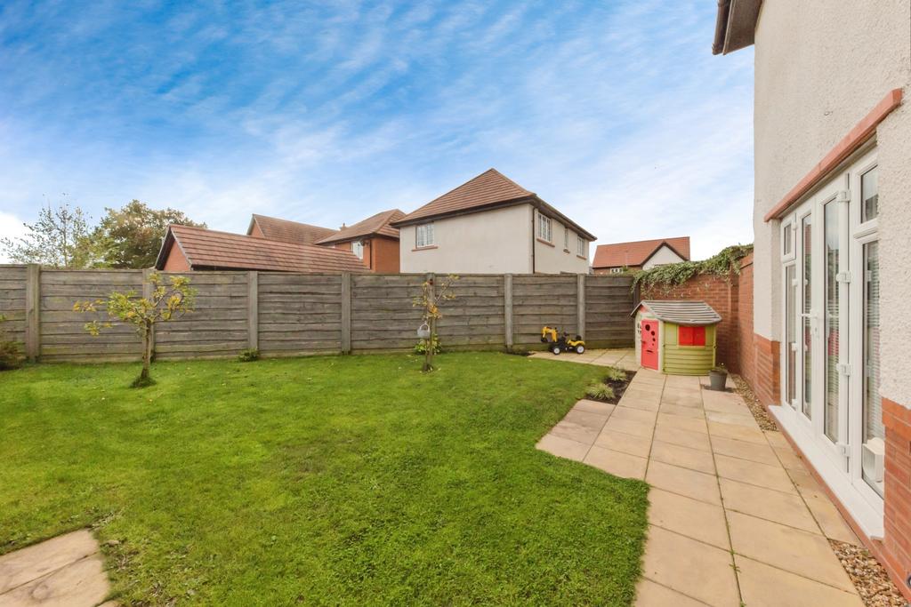 Bluebell Road, Crewe CW4 4 bed detached house for sale £425,000