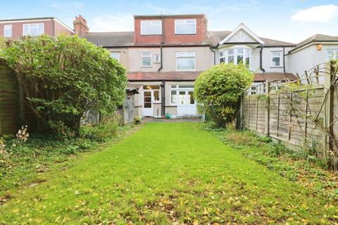 5 bedroom terraced house for sale, Hamilton Avenue, Ilford IG6