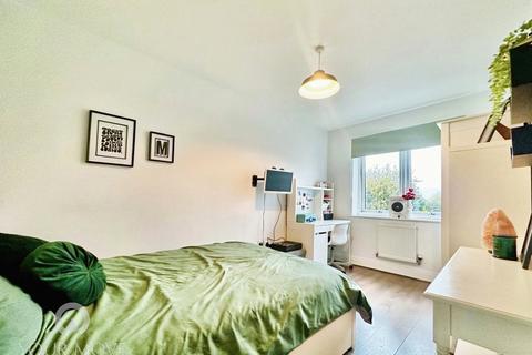 50 Castle Street, Swanscombe, DA10 0HN