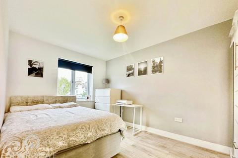 50 Castle Street, Swanscombe, DA10 0HN