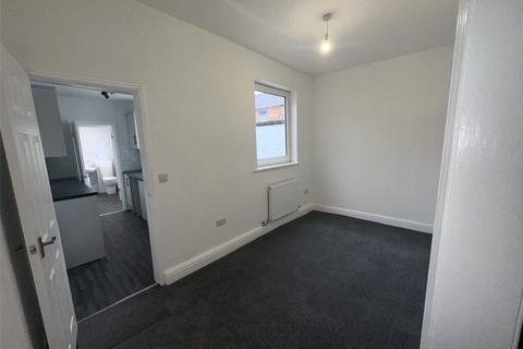 2 bedroom end of terrace house to rent, Craig Street, Durham DL3