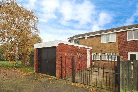 3 bedroom end of terrace house for sale, Walpole Close, South Yorkshire DN4