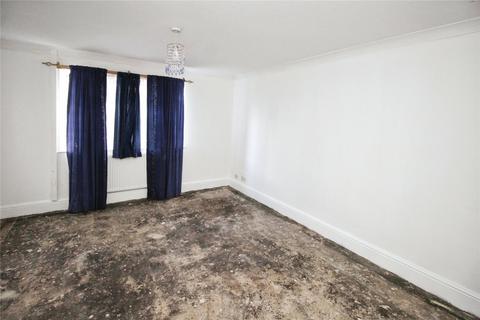 3 bedroom end of terrace house for sale, Walpole Close, South Yorkshire DN4