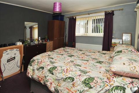 53 Gledhill Crescent, Locharbriggs, Dumfries, DG1 1XF