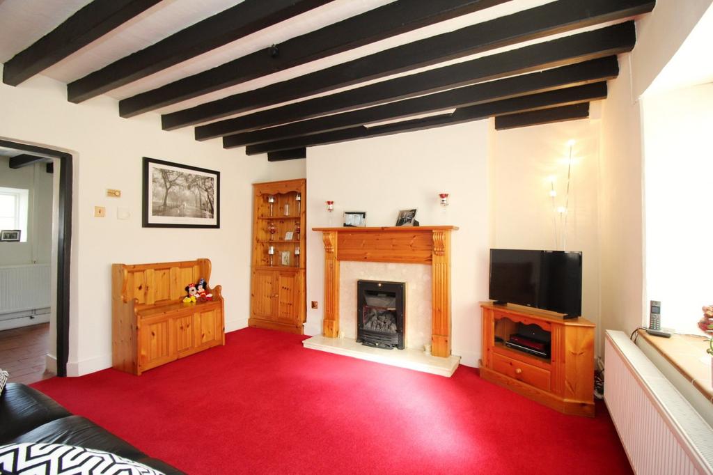 Pen Y Bont, Rhuddlan LL18 1 bed end of terrace house for sale £135,000
