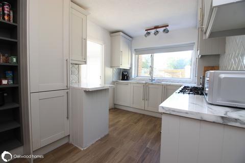 3 bedroom detached house for sale, Callis Court Road, Broadstairs