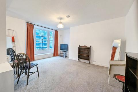 2 bedroom apartment for sale, Union Street, Ryde, PO33 2DT