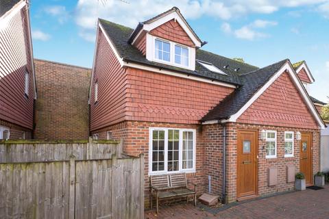 2 bedroom semi-detached house for sale, Lauras Gardens, Billingshurst, West Sussex