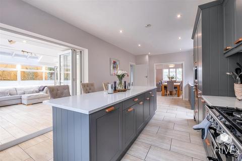 4 bedroom detached house for sale, Abbotsbury Road, Broadstone BH18