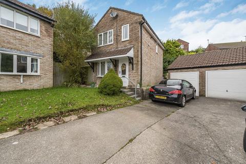 3 bedroom detached house for sale, Clos Cyncoed, Caerphilly CF83