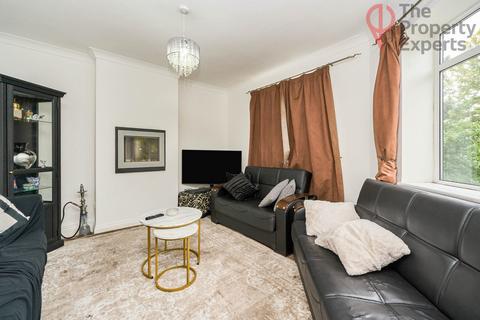 3 bedroom apartment for sale, Kingston Hill, Kingston Upon Thames, KT2