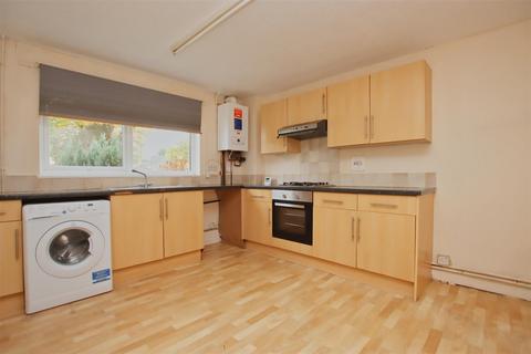 3 bedroom terraced house for sale, Hackney Close, Borehamwood