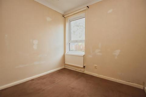 11 Hackney Close, Borehamwood, WD6 2SL
