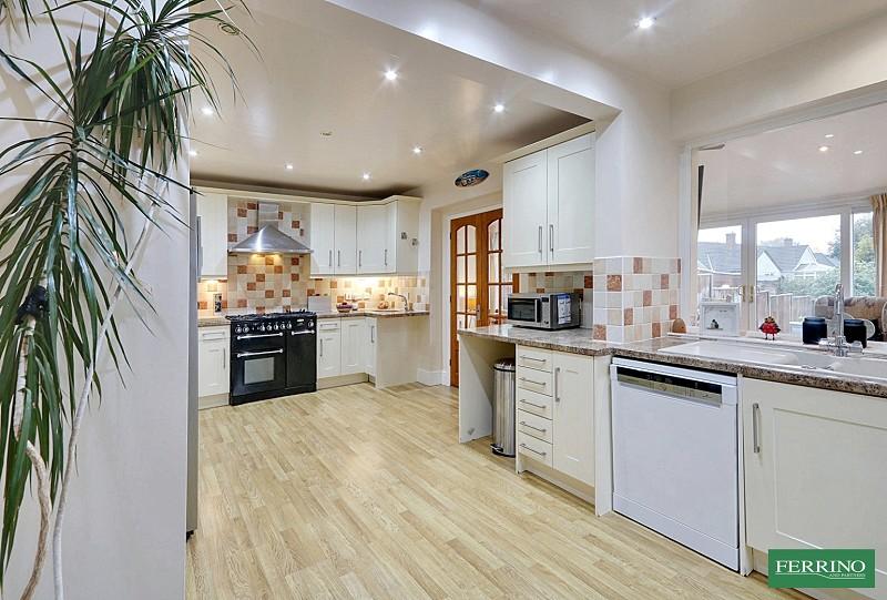 Kitchen Breakfast Room