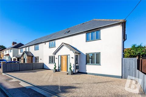 11 Glebe Road, Ongar, CM5 9HW