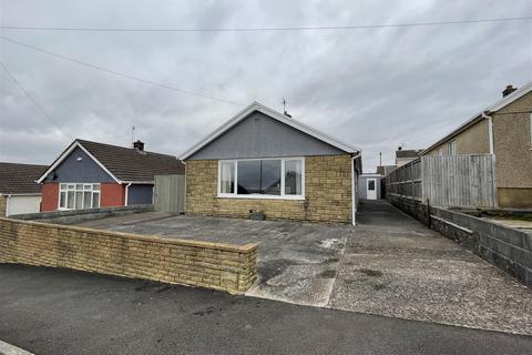 3 bedroom detached bungalow for sale, Oaklands, Llanelli