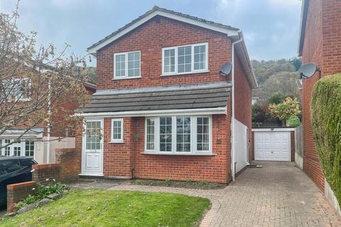 3 bedroom detached house for sale, Jasmine Road, Malvern