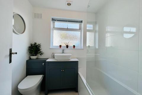 63 Chichester Road, Sandgate, Folkestone, CT20 3BP