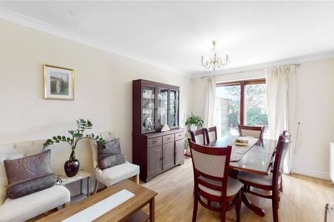 3 bedroom detached house for sale, Groveside Close, West Acton, London, W3