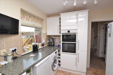 35 Chaplin Close, Chelmsford, CM2 8QW