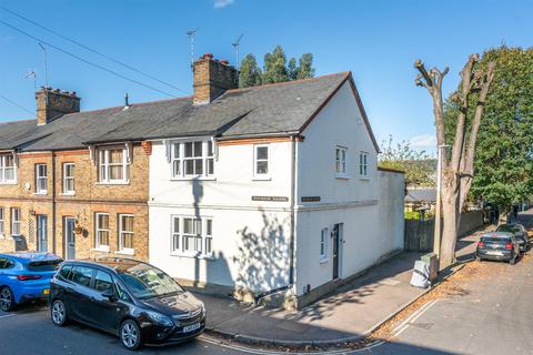 3 bedroom end of terrace house for sale, Dickinson Square, Croxley Green