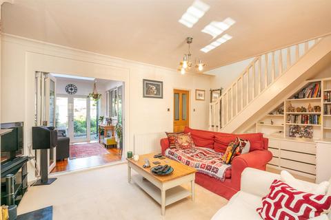 3 bedroom end of terrace house for sale, Dickinson Square, Croxley Green