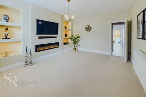 41 Buxton Road, Furness Vale, High Peak, SK23 7PQ