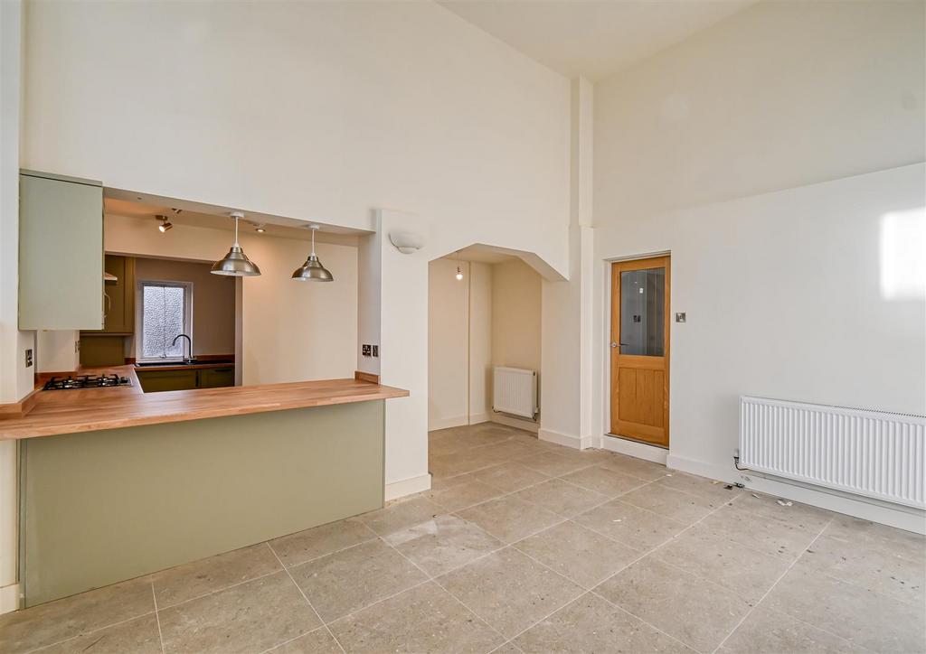 4 Listley Court-09.jpg
