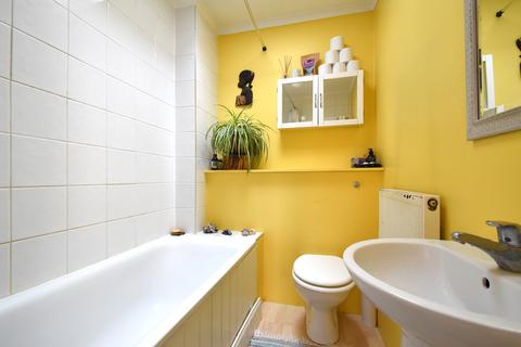 74 Edward Road, London, SE20 7JR