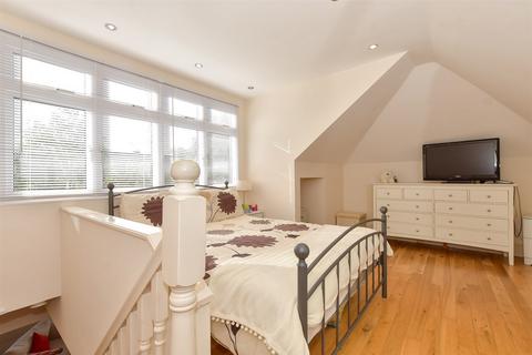 15 Berens Close, Wickford, SS11 8JS