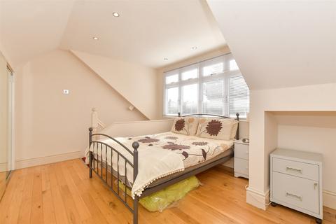 15 Berens Close, Wickford, SS11 8JS