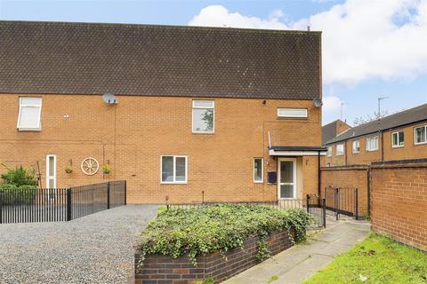 3 bedroom semi-detached house for sale, Anmer Close, The Meadows NG2