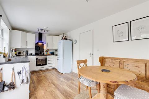 20 Anmer Close, Nottingham, NG2 1PA