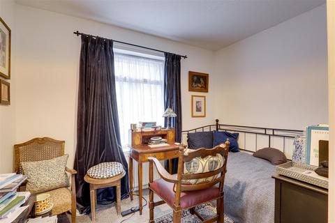 20 Anmer Close, Nottingham, NG2 1PA