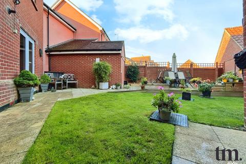 5 bedroom terraced house for sale, Peter Taylor Avenue, Braintree CM7