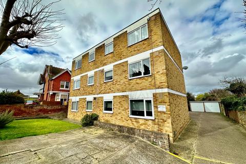 1 bedroom apartment to rent, Cuthbert Road, Westgate-on-Sea CT8