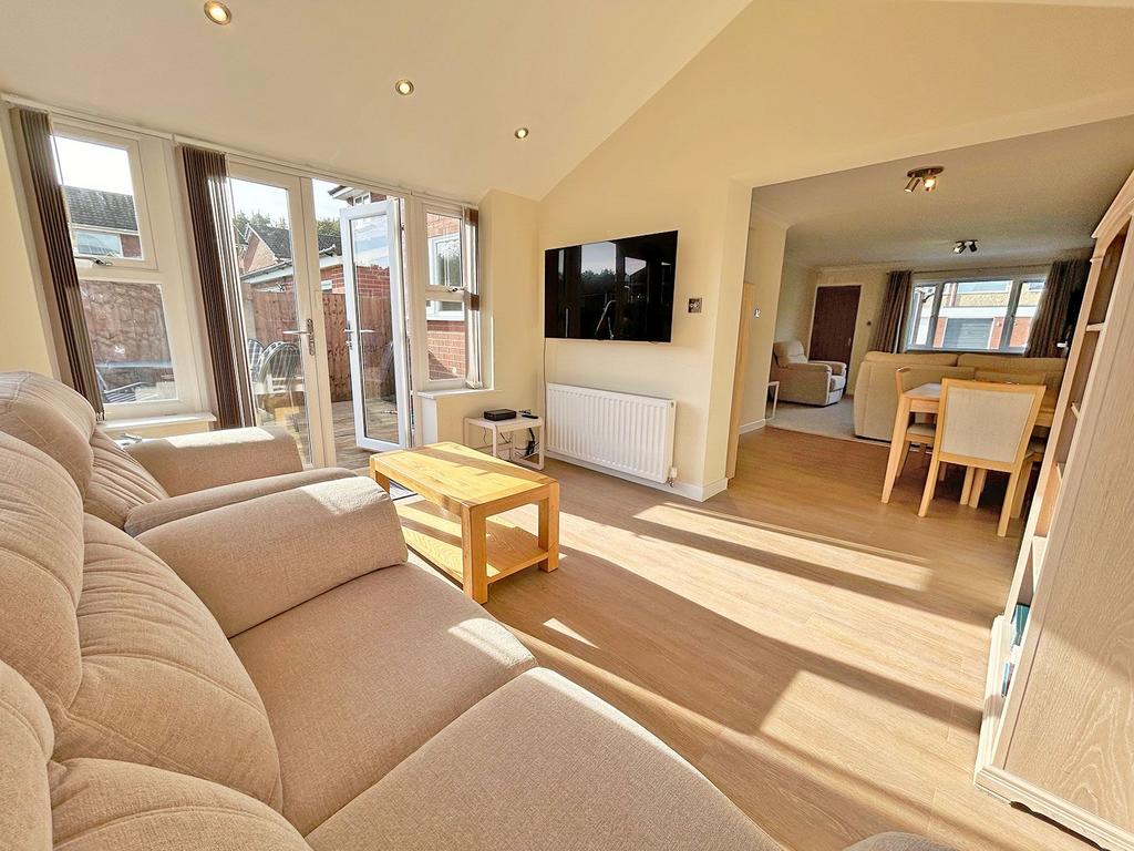 Rear lounge