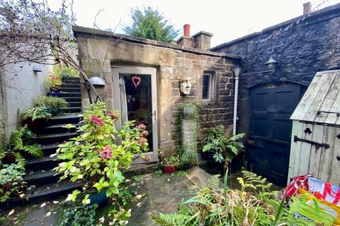 Property to rent, The Brew House, 15 Market Place, Wirksworth DE4