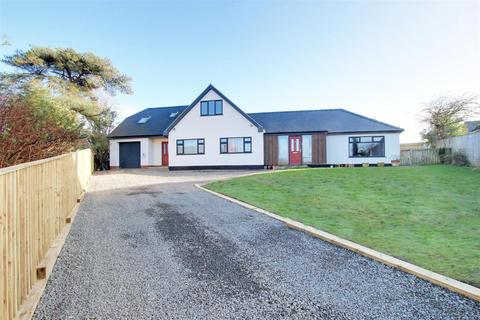 5 bedroom detached house for sale, Vanessa Road, Louth LN11