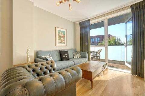 2 bedroom apartment for sale, Bathurst Square, London, N15