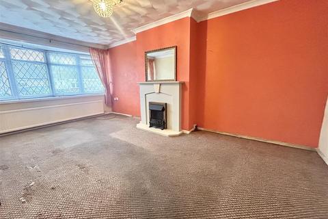 2 bedroom semi-detached bungalow for sale, Calvert Close, Kippax, Leeds