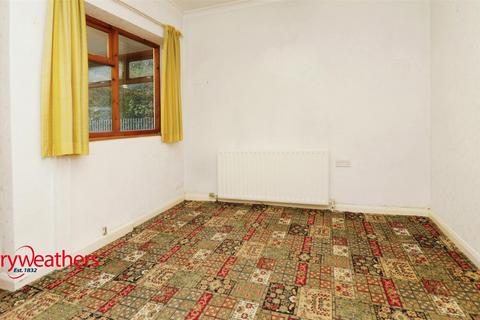 81 Everingham Road, Doncaster, DN4 6HD