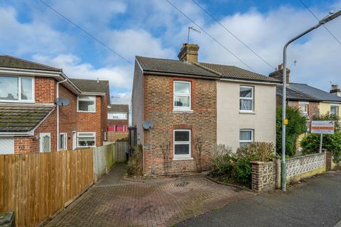 2 bedroom semi-detached house for sale, Meadow Road, Southborough, Tunbridge Wells