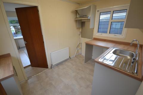 1 bedroom park home for sale, Station Road, Whitland