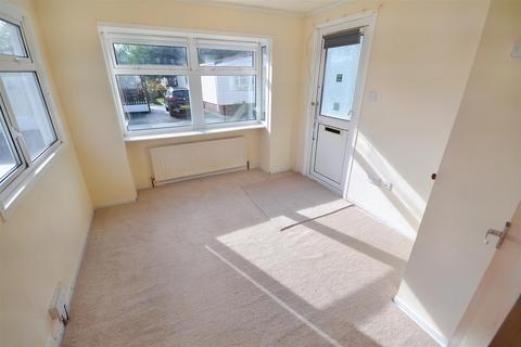 1 bedroom park home for sale, Station Road, Whitland