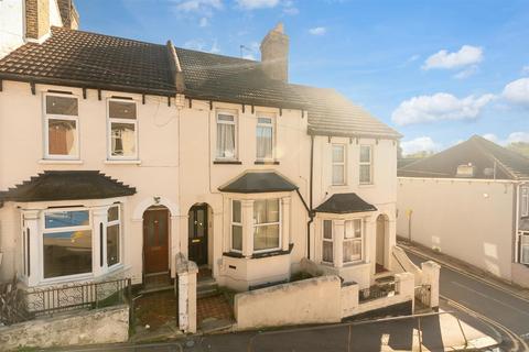 1 bedroom flat for sale, Institute Road, Chatham, Kent