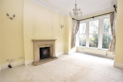 4 bedroom terraced house for sale, East View, Yeadon, Leeds, West Yorkshire