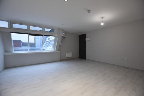 2 bedroom flat to rent, Midgate, City Centre, Peterborough, PE1